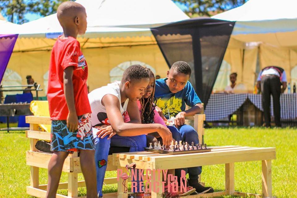 Kunste Hotel Nakuru Kültér fotó